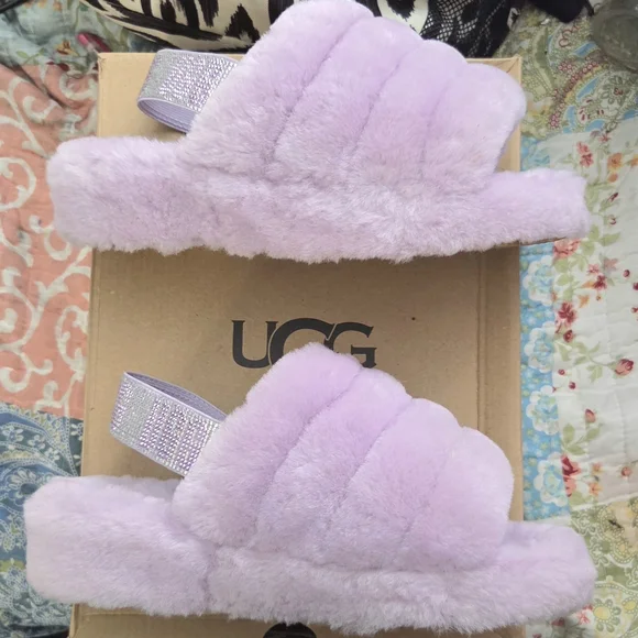 UGG Women's Fluffy Lilac Slippers - Picture 4 of 6